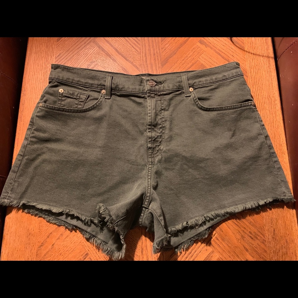 7 For All Mankind High Rise Shorts Size 34